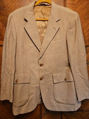 Vintage Size 40 Regular 100% Cashmere Men's Sport Coat Blazer with Patch Pockets
